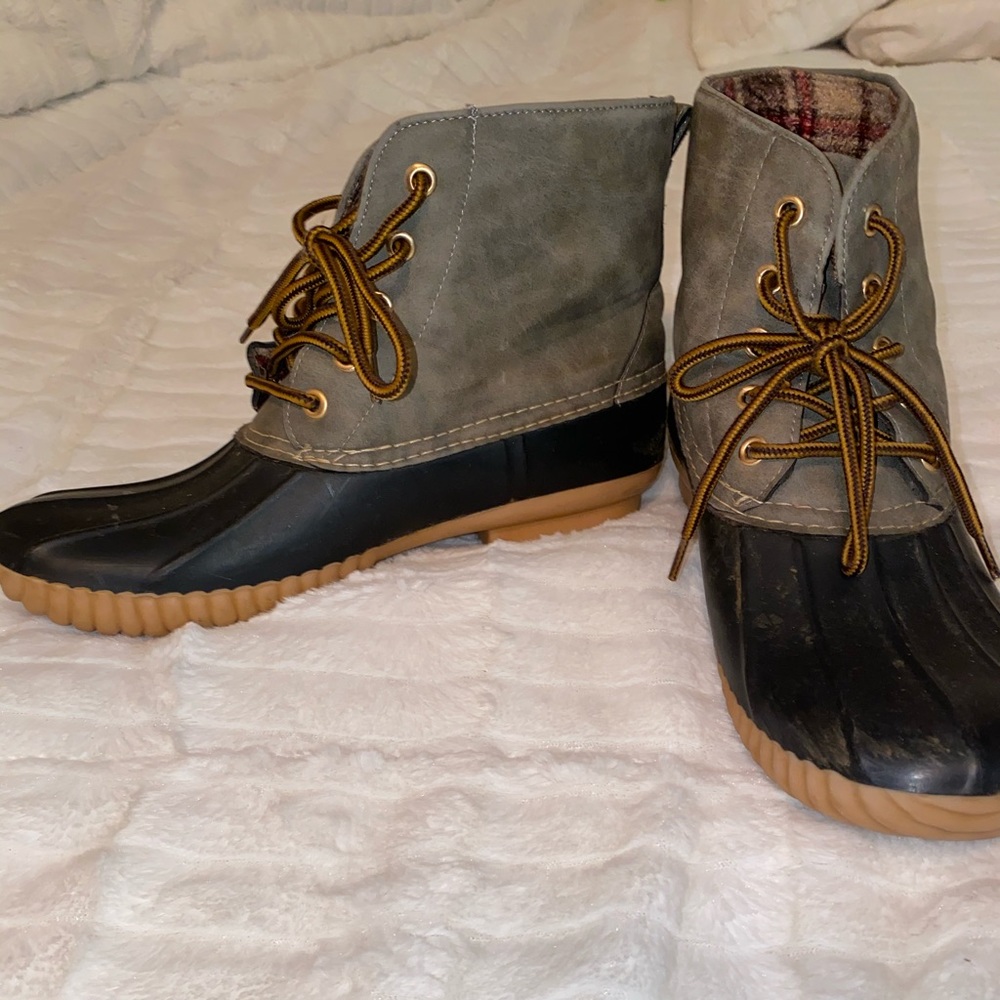 Off brand Duck boots